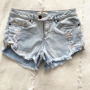 Dittos light washed denim shorts size 27